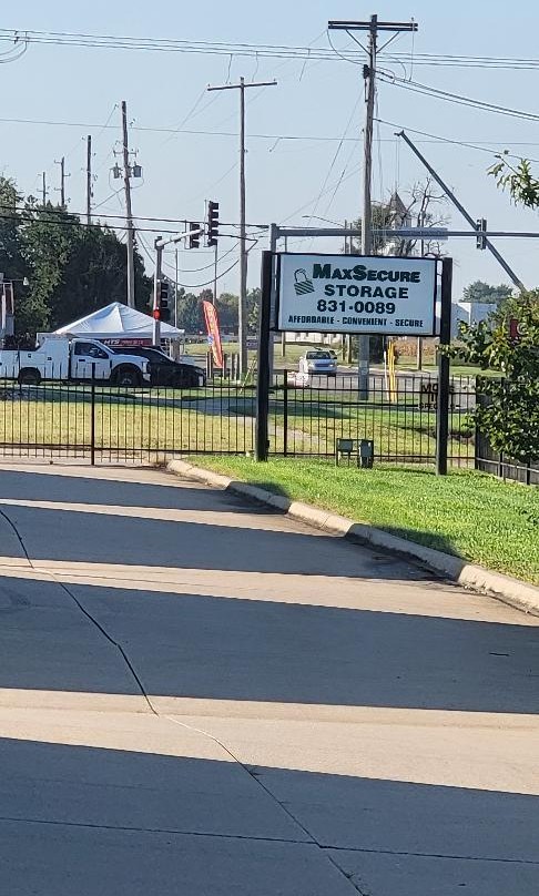 Max Secure Storage- 51st 5424 N. Meridian Wichita, KS 67204